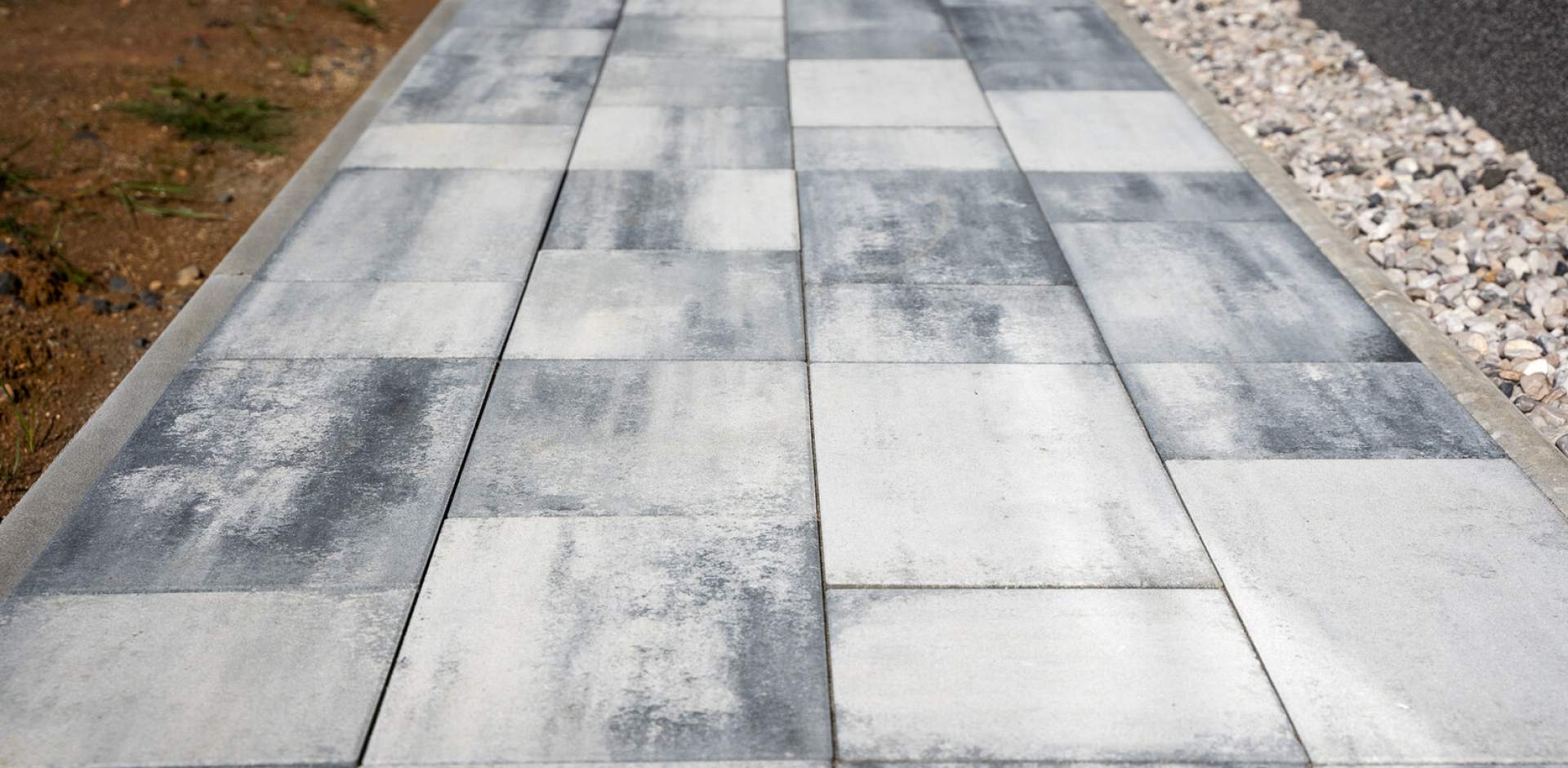 Moderní venkovní dlažba LiaStone