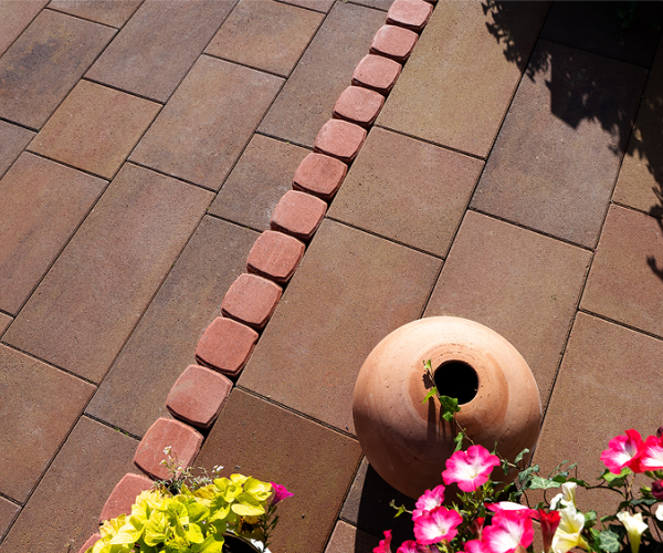 Betonové palisády, betonové schody