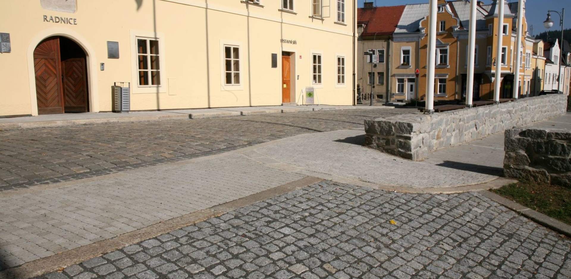 Dlažba pro náměstí v Kynšperku nad Ohří